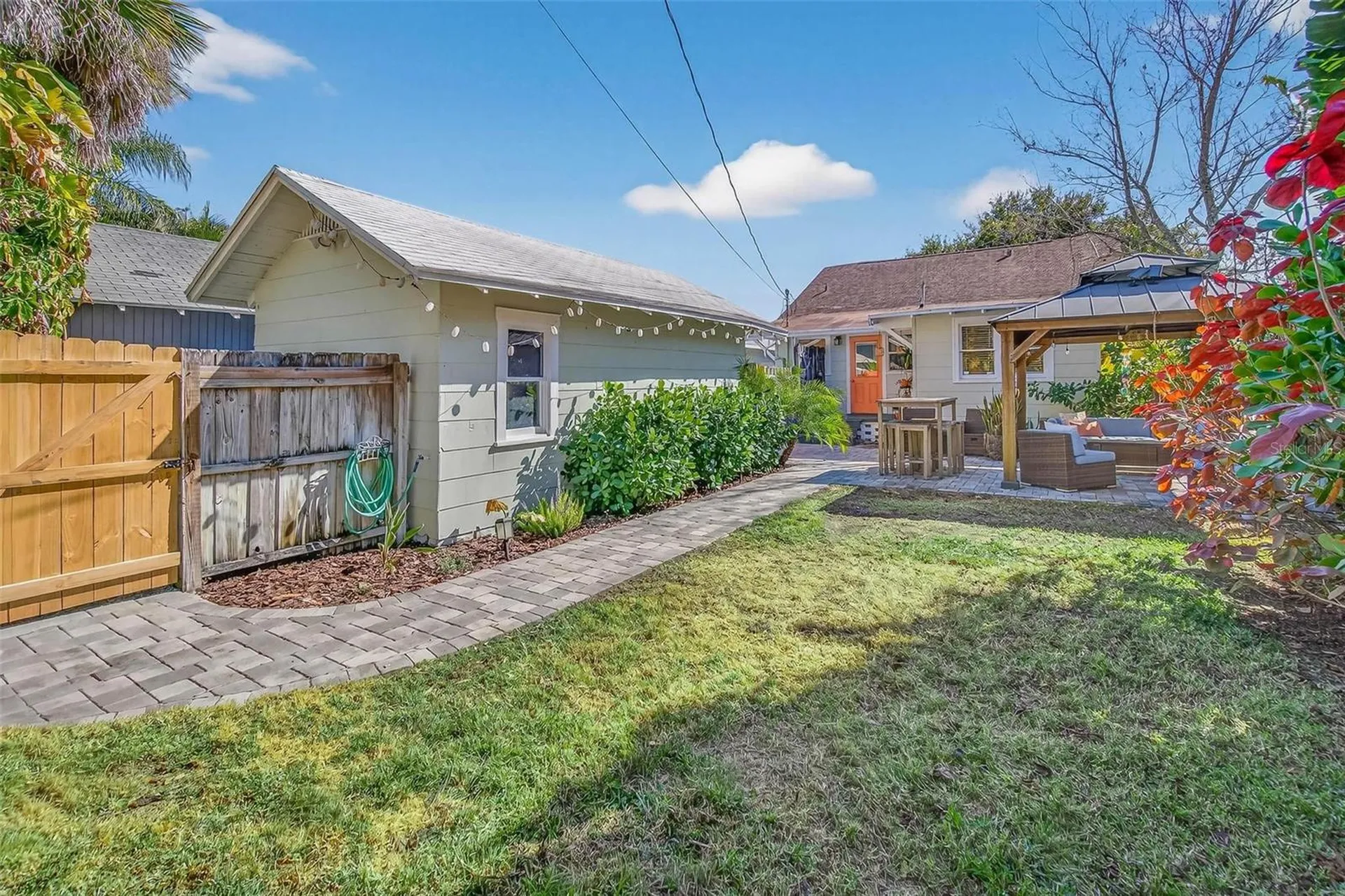 227 11th Avenue NE St Petersburg FL 33701