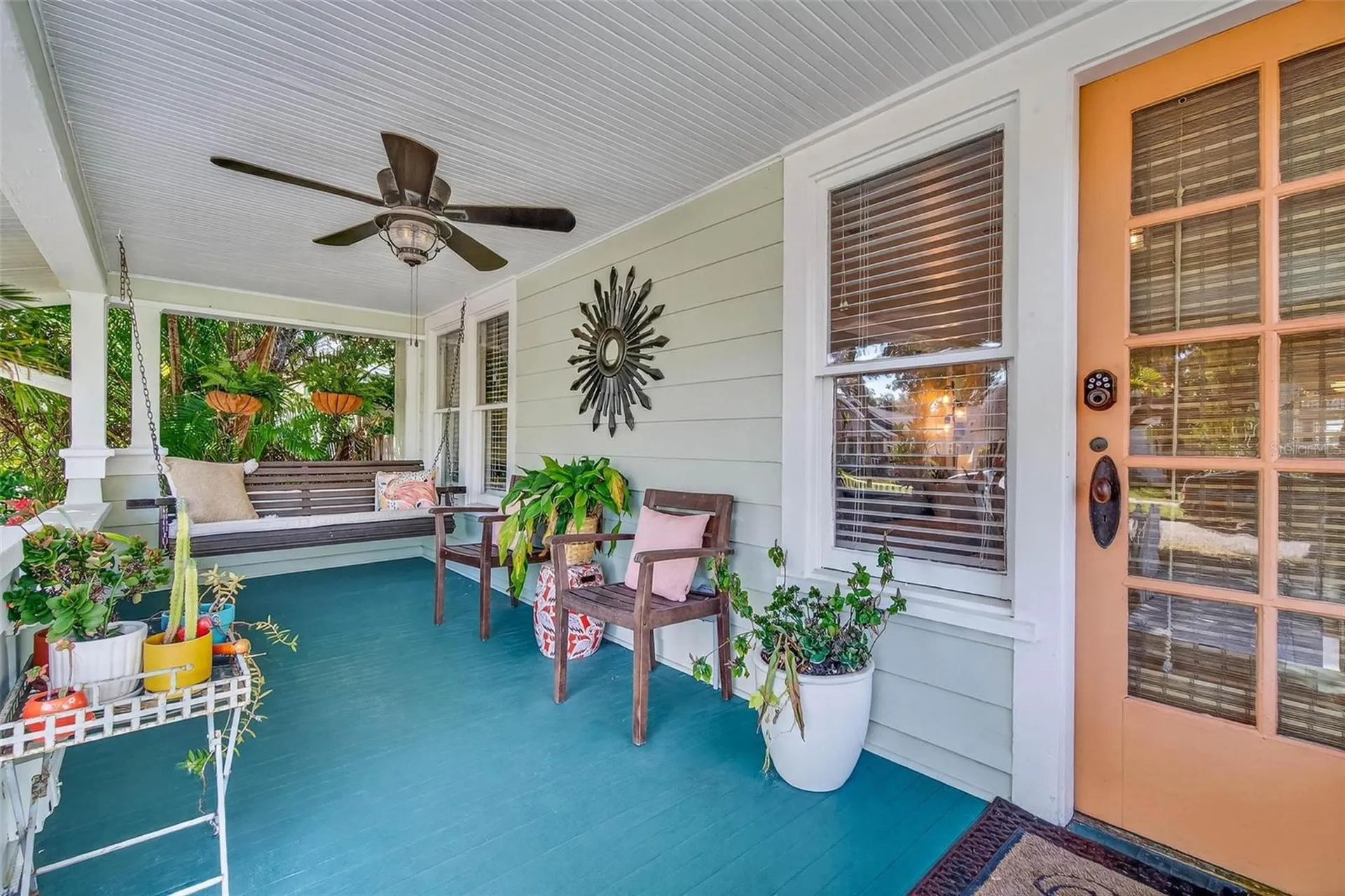 227 11th Avenue NE St Petersburg FL 33701