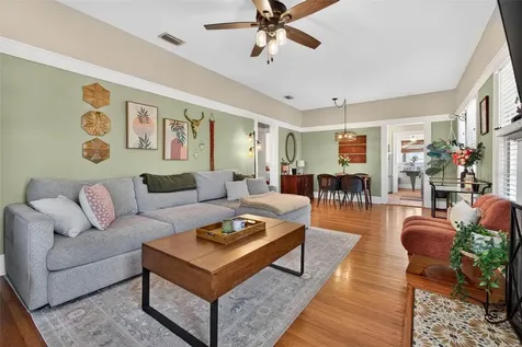 227 11th Avenue NE St Petersburg FL 33701