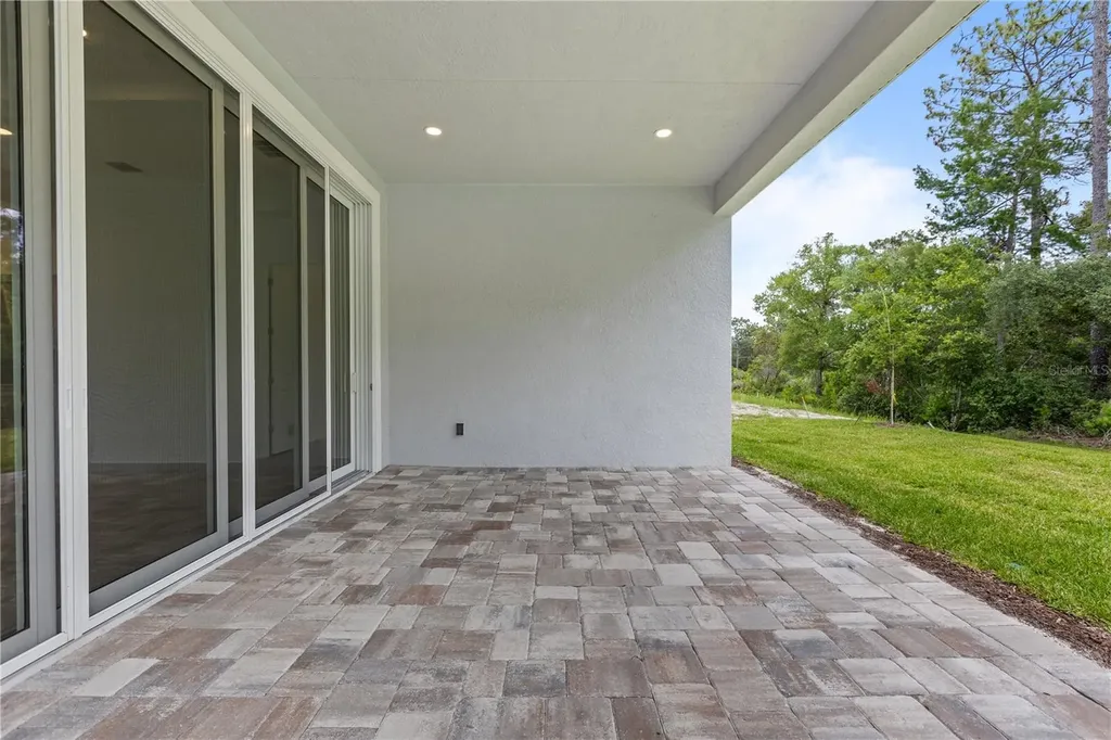 1068 Liliana Drive Deland FL 32724