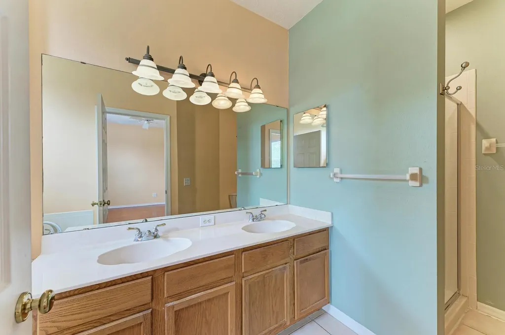 3931 Yellowstone Circle Sarasota FL 34233