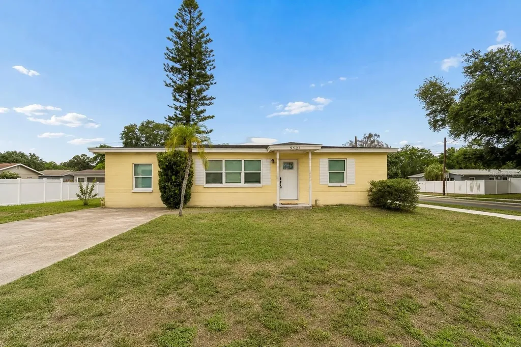5501 82nd Avenue N Pinellas Park FL 33781