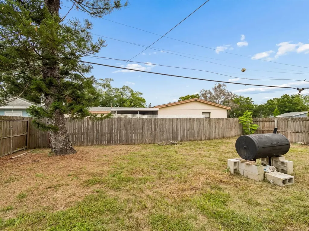 5501 82nd Avenue N Pinellas Park FL 33781