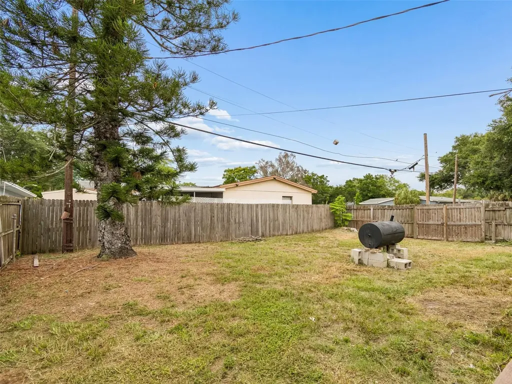 5501 82nd Avenue N Pinellas Park FL 33781