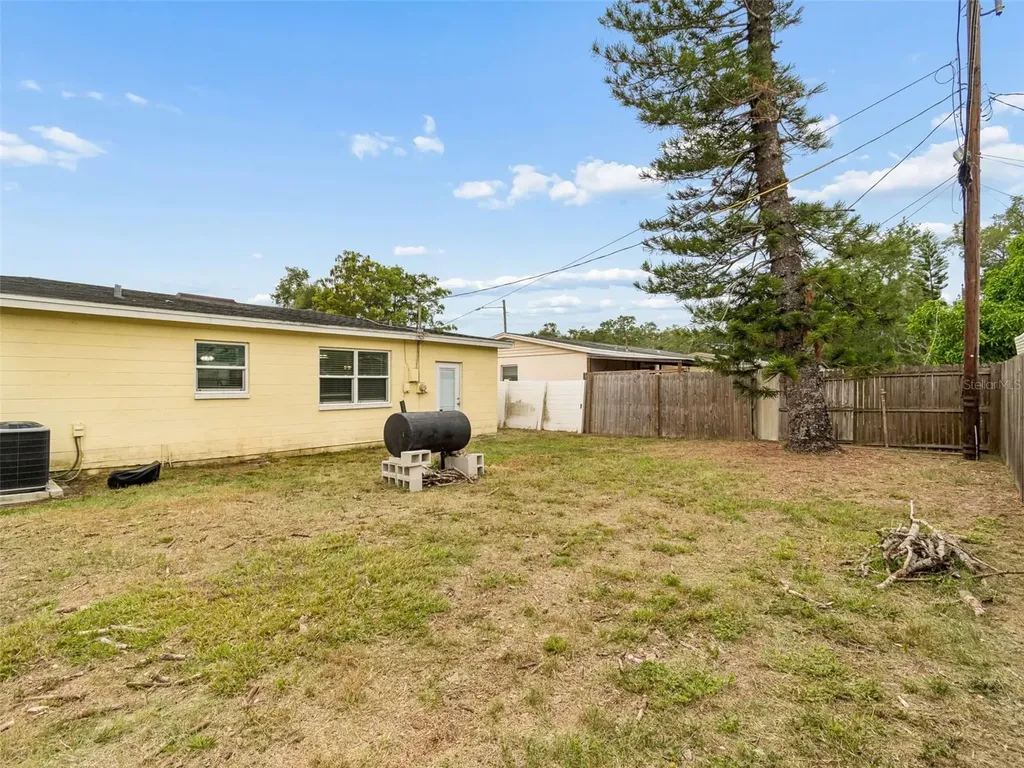 5501 82nd Avenue N Pinellas Park FL 33781