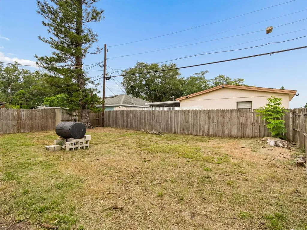 5501 82nd Avenue N Pinellas Park FL 33781