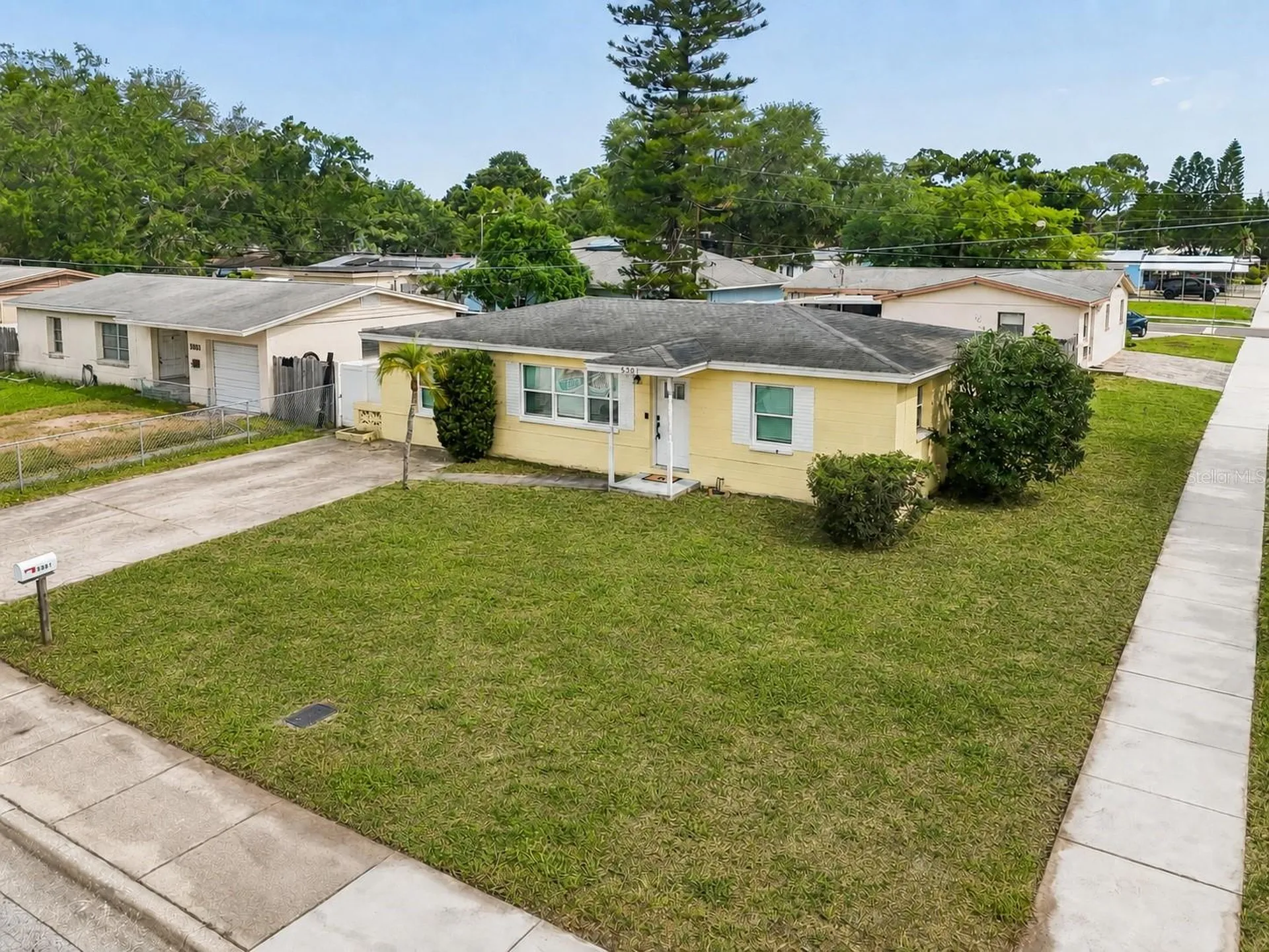 5501 82nd Avenue N Pinellas Park FL 33781