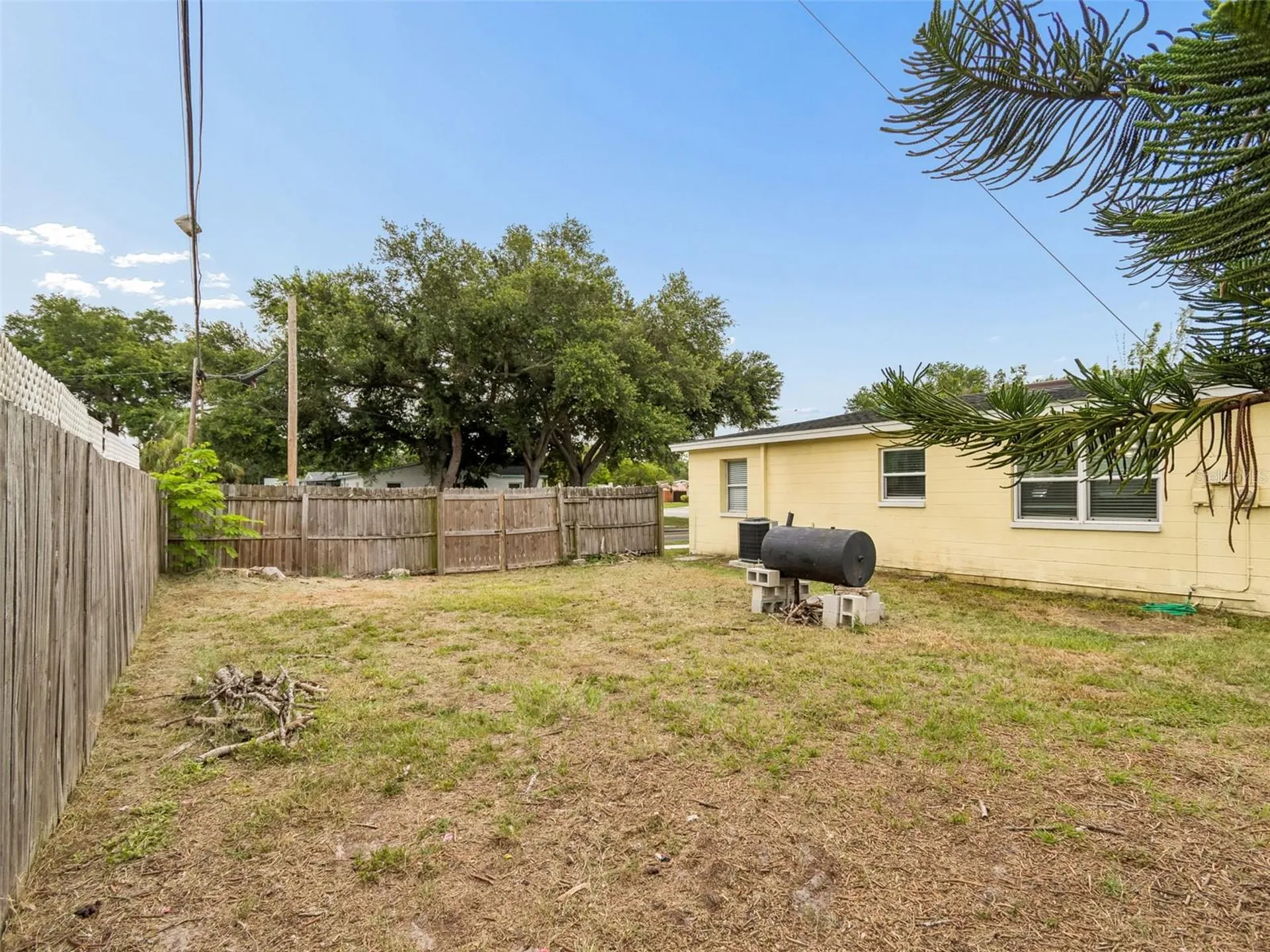 5501 82nd Avenue N Pinellas Park FL 33781