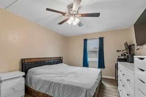 5501 82nd Avenue N Pinellas Park FL 33781