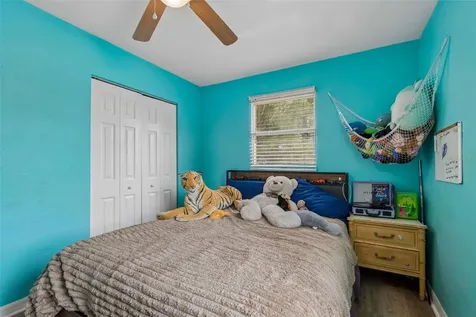 5501 82nd Avenue N Pinellas Park FL 33781