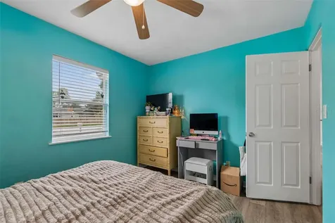 5501 82nd Avenue N Pinellas Park FL 33781