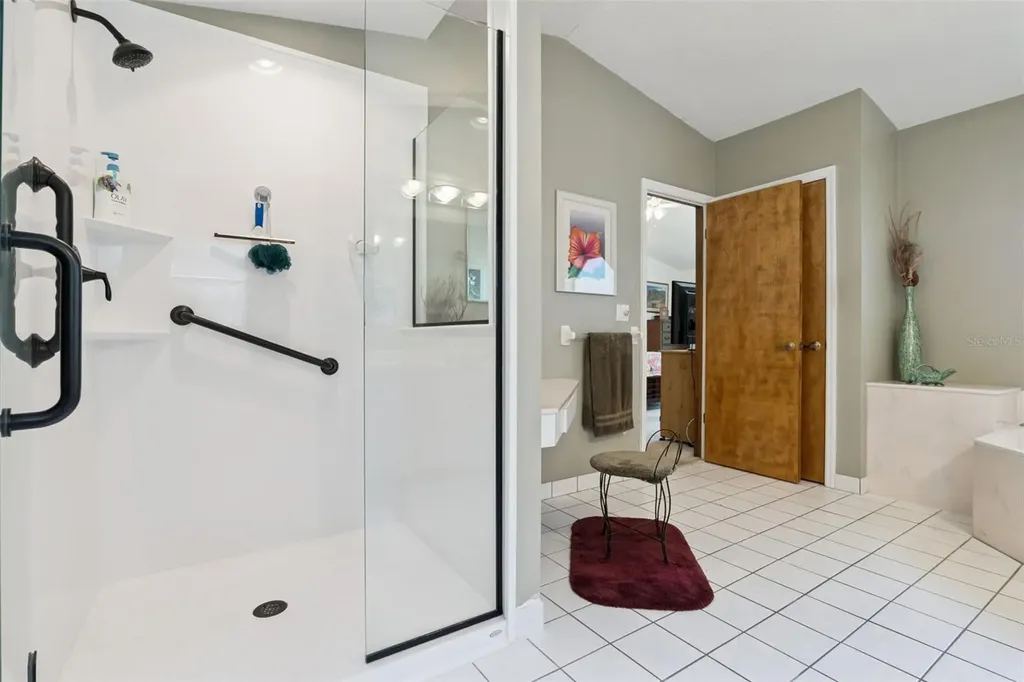 28646 Tammi Drive Tavares FL 32778