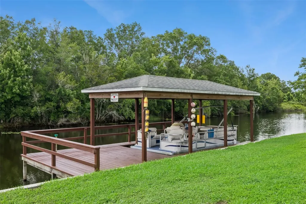 28646 Tammi Drive Tavares FL 32778