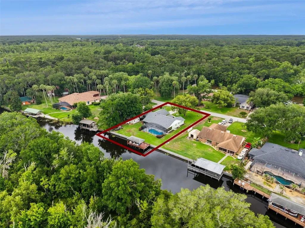 28646 Tammi Drive Tavares FL 32778