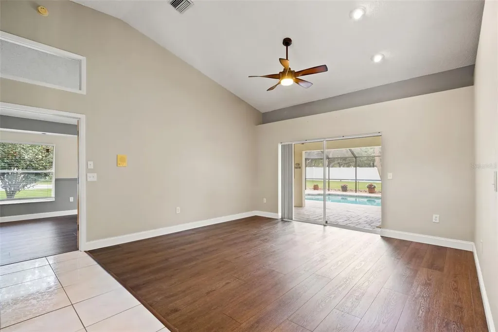 18162 Autumn Lake Boulevard Hudson FL 34667