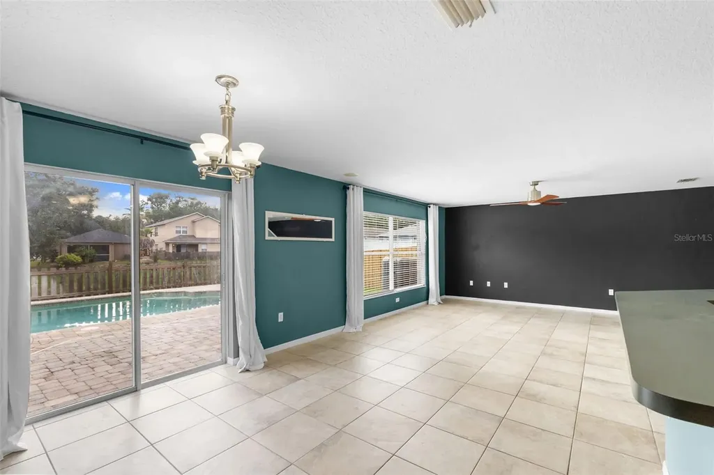 11913 Mango Groves Boulevard Seffner FL 33584