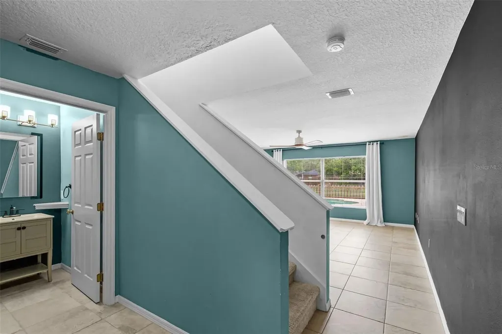 11913 Mango Groves Boulevard Seffner FL 33584