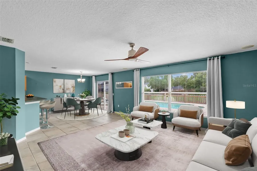 11913 Mango Groves Boulevard Seffner FL 33584