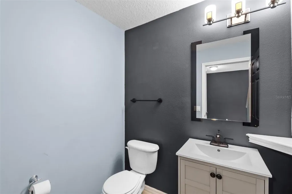 11913 Mango Groves Boulevard Seffner FL 33584