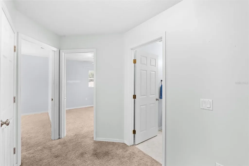 11913 Mango Groves Boulevard Seffner FL 33584