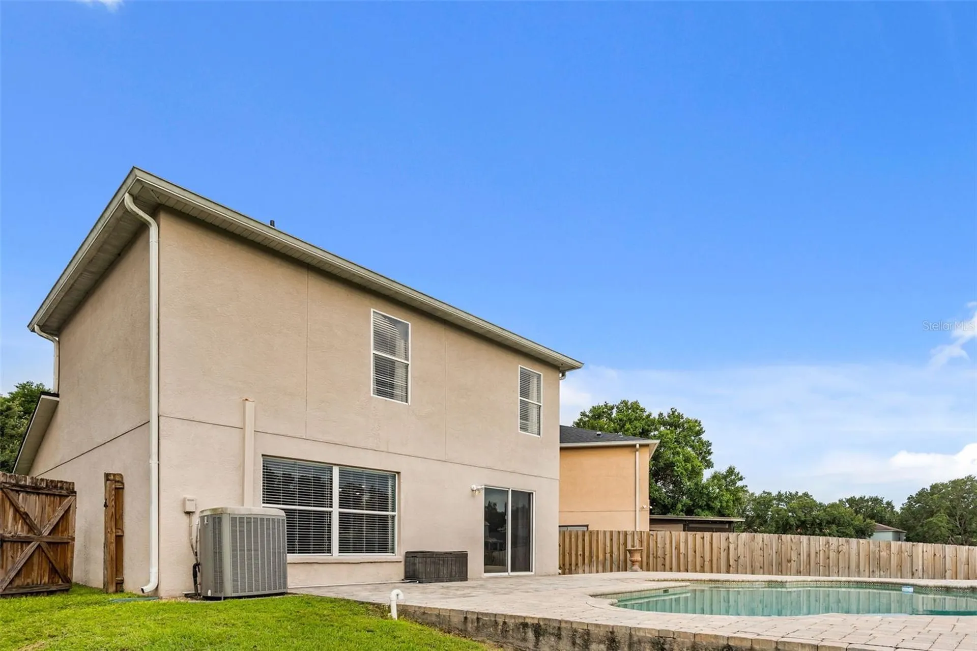 11913 Mango Groves Boulevard Seffner FL 33584