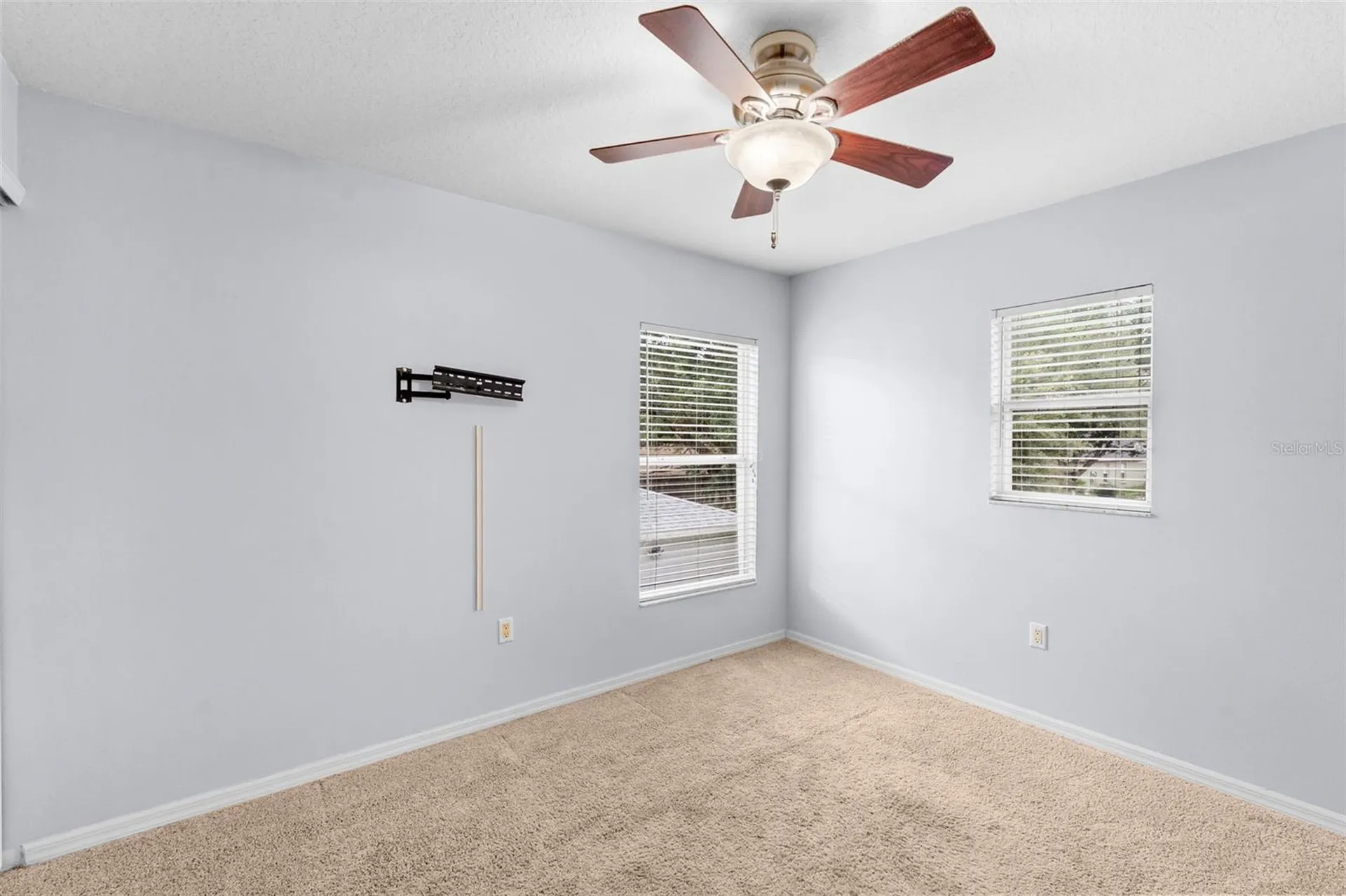 11913 Mango Groves Boulevard Seffner FL 33584