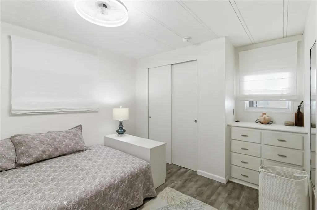 5402 Chateau Lane Bradenton FL 34207