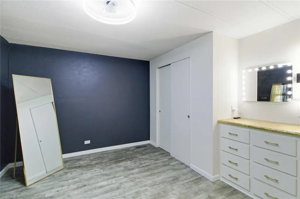 5402 Chateau Lane Bradenton FL 34207