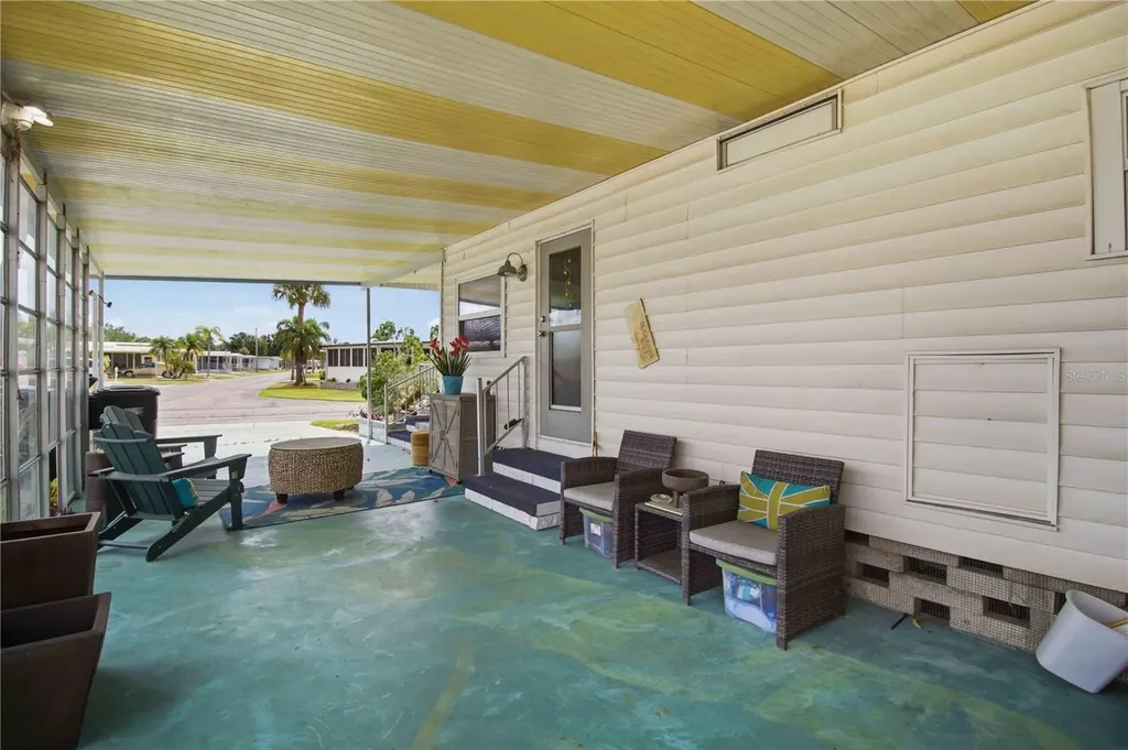 5402 Chateau Lane Bradenton FL 34207