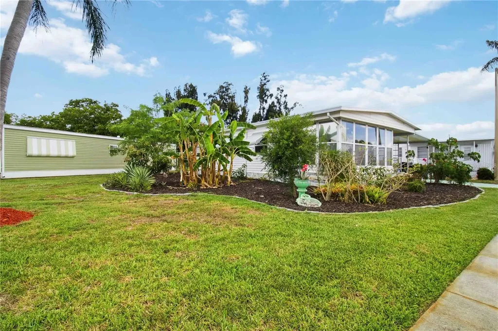 5402 Chateau Lane Bradenton FL 34207