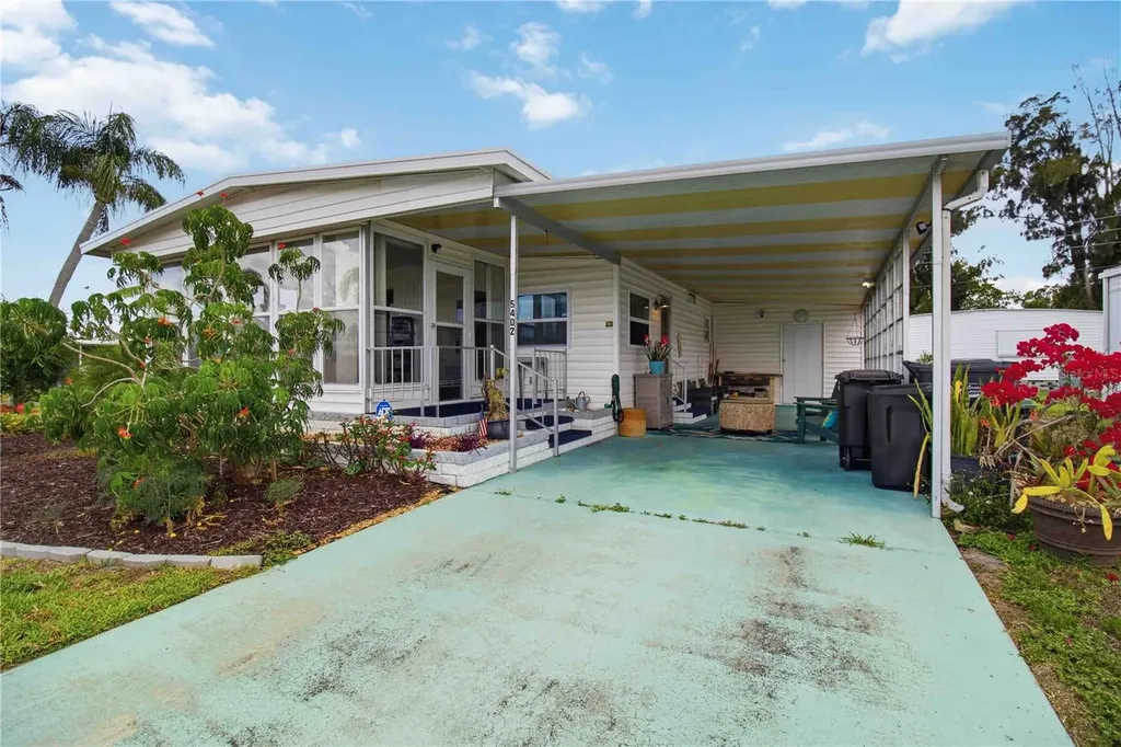 5402 Chateau Lane Bradenton FL 34207