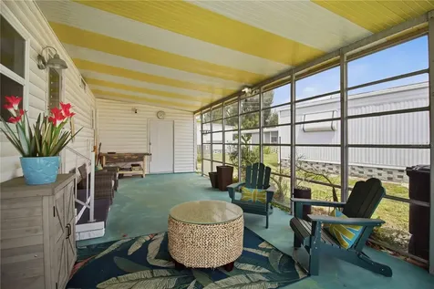 5402 Chateau Lane Bradenton FL 34207