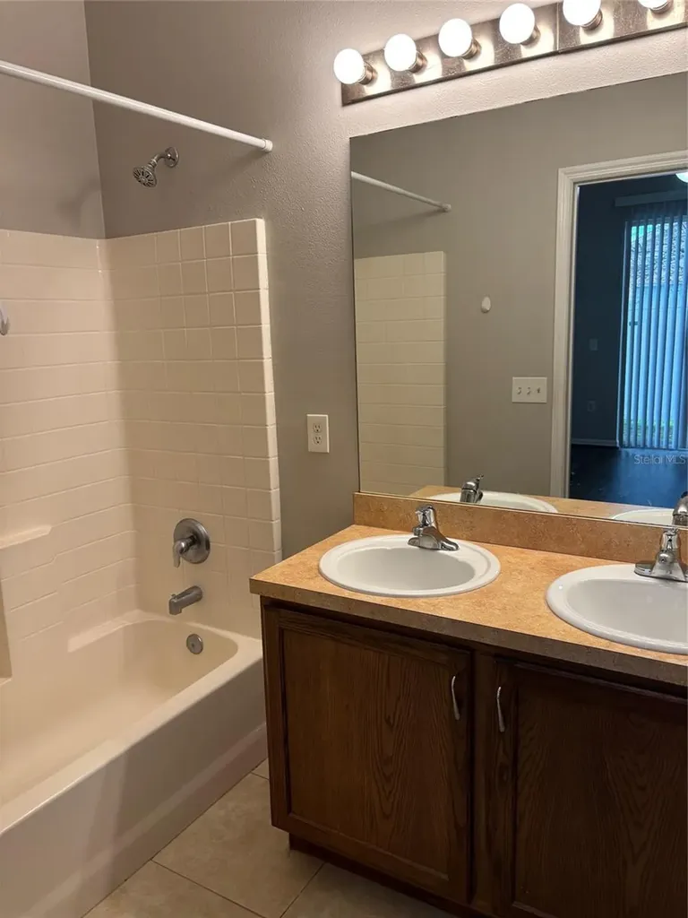 7416 Lago De Oro Orlando FL 32822