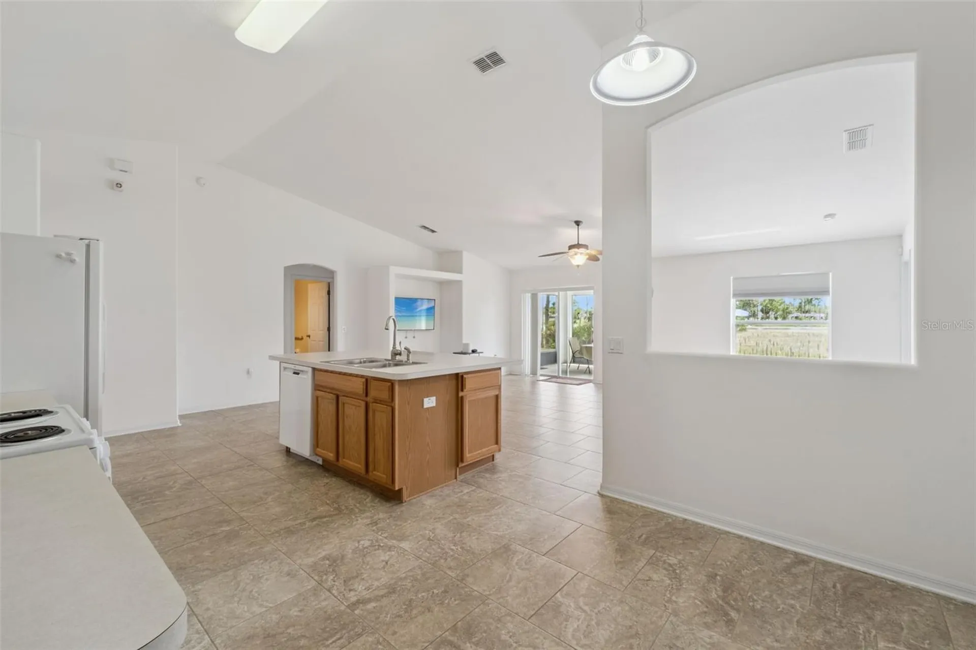 2449 India Boulevard Deltona FL 32738