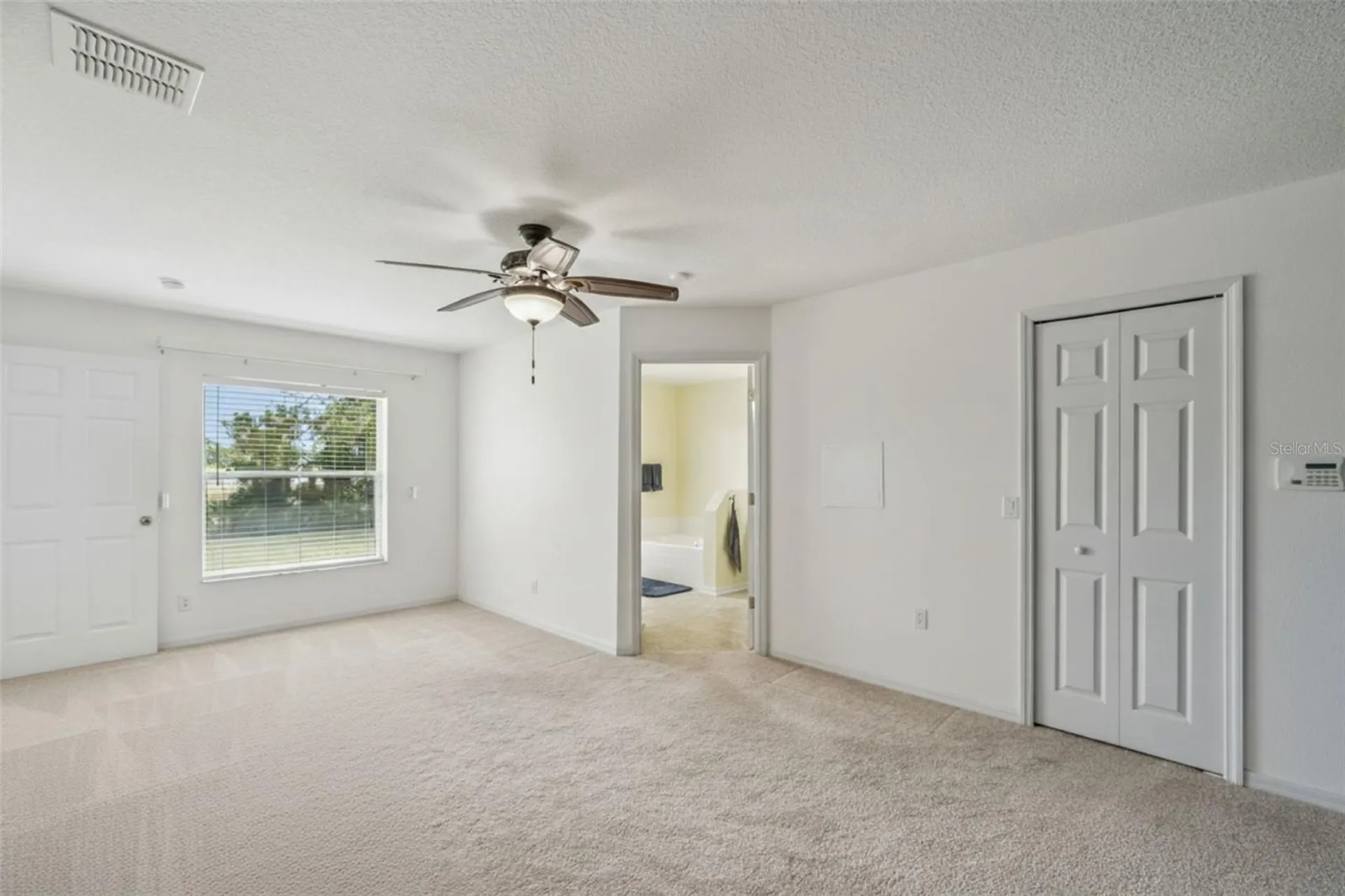 2449 India Boulevard Deltona FL 32738