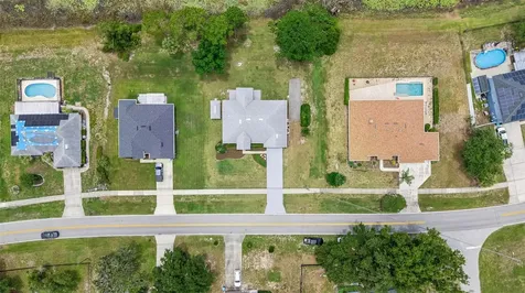 2449 India Boulevard Deltona FL 32738
