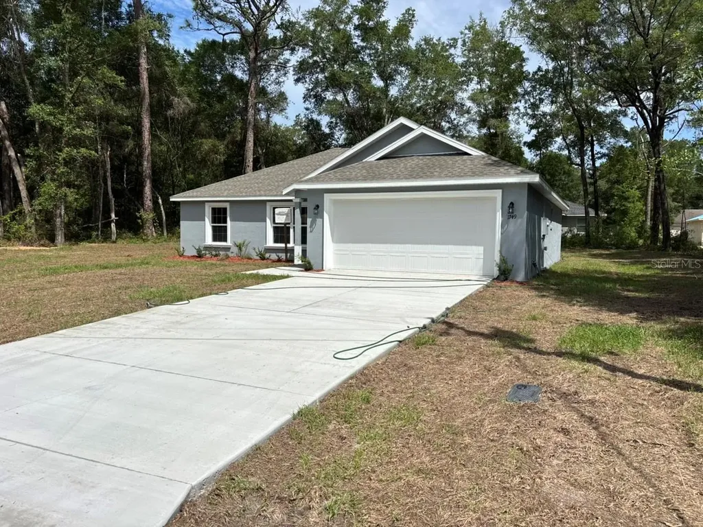 1749 W Lorraine Drive Dunnellon FL 34434