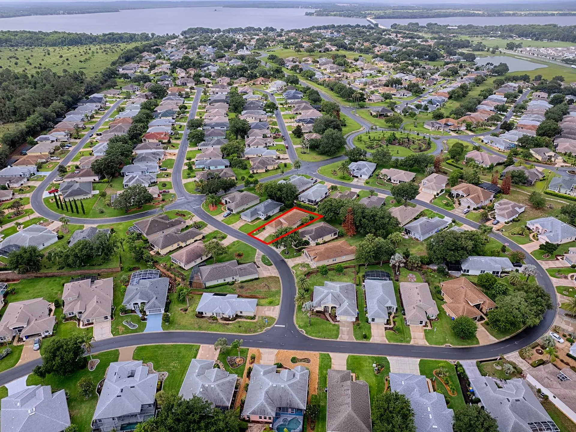5052 China Sea Tavares FL 32778