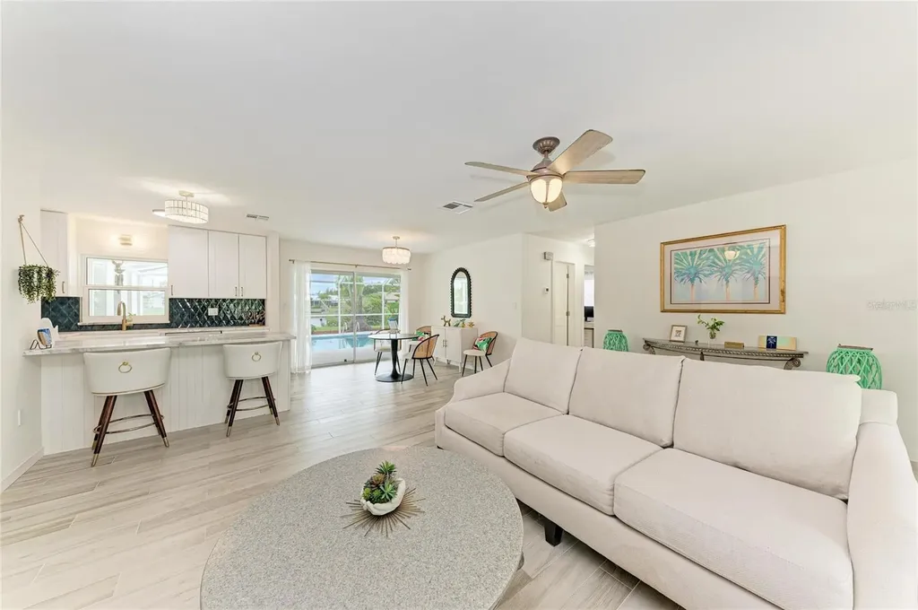 449 W Tarpon Boulevard NW Port Charlotte FL 33952