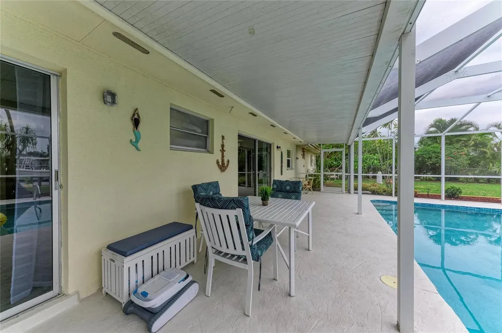 449 W Tarpon Boulevard NW Port Charlotte FL 33952
