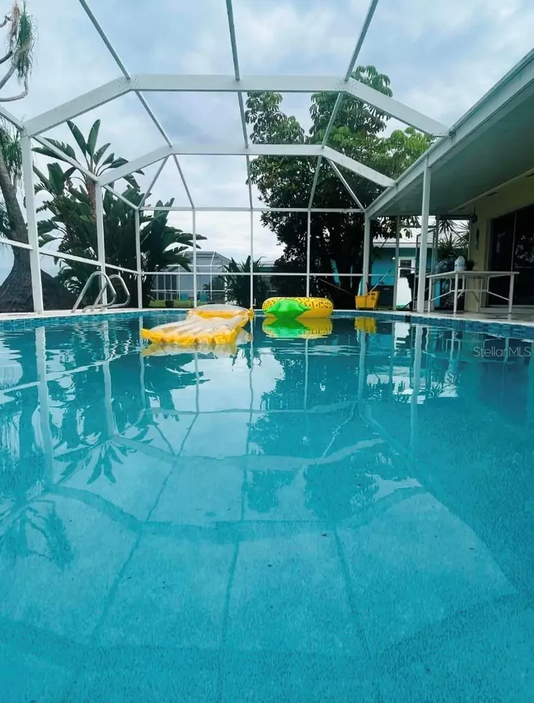 449 W Tarpon Boulevard NW Port Charlotte FL 33952