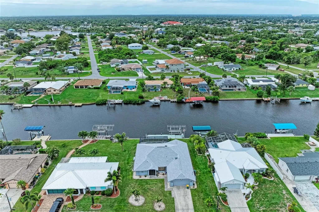 449 W Tarpon Boulevard NW Port Charlotte FL 33952