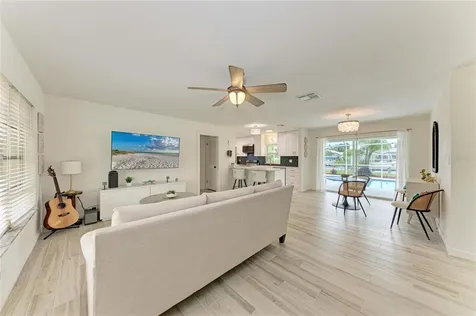 449 W Tarpon Boulevard NW Port Charlotte FL 33952