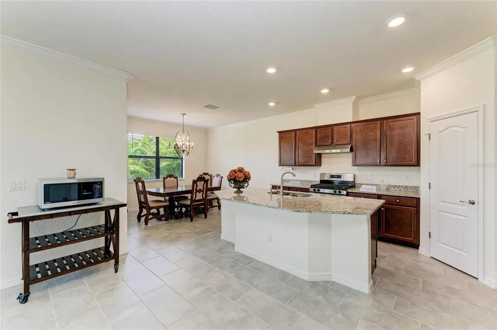 10111 Malachite Drive Bradenton FL 34211