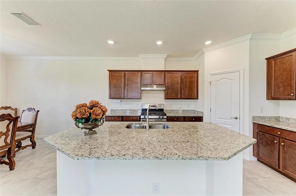 10111 Malachite Drive Bradenton FL 34211