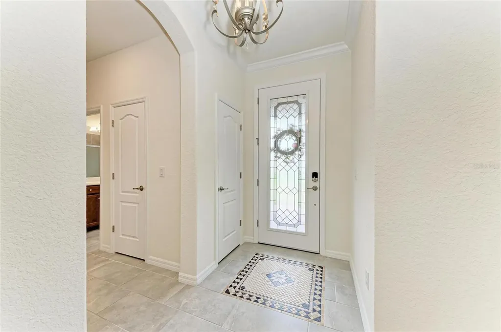 10111 Malachite Drive Bradenton FL 34211