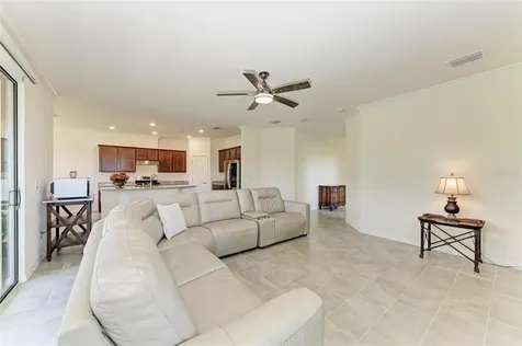 10111 Malachite Drive Bradenton FL 34211