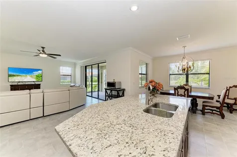 10111 Malachite Drive Bradenton FL 34211