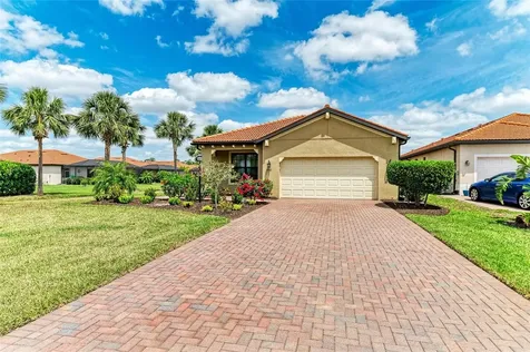 10111 Malachite Drive Bradenton FL 34211