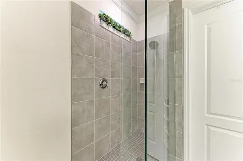 10111 Malachite Drive Bradenton FL 34211